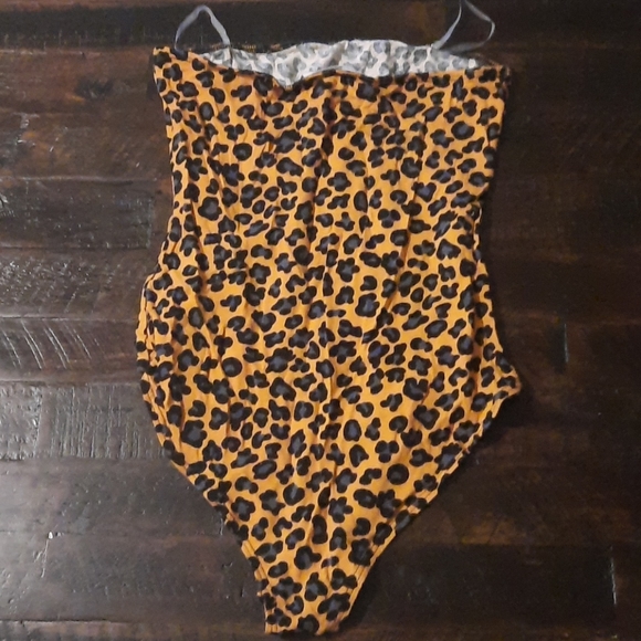 Leopard bodysuit - Picture 2 of 2
